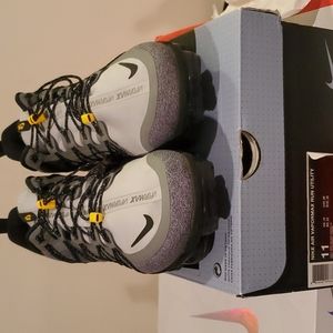 Nike Air Vapormax,size 11, Grey, black and yellow